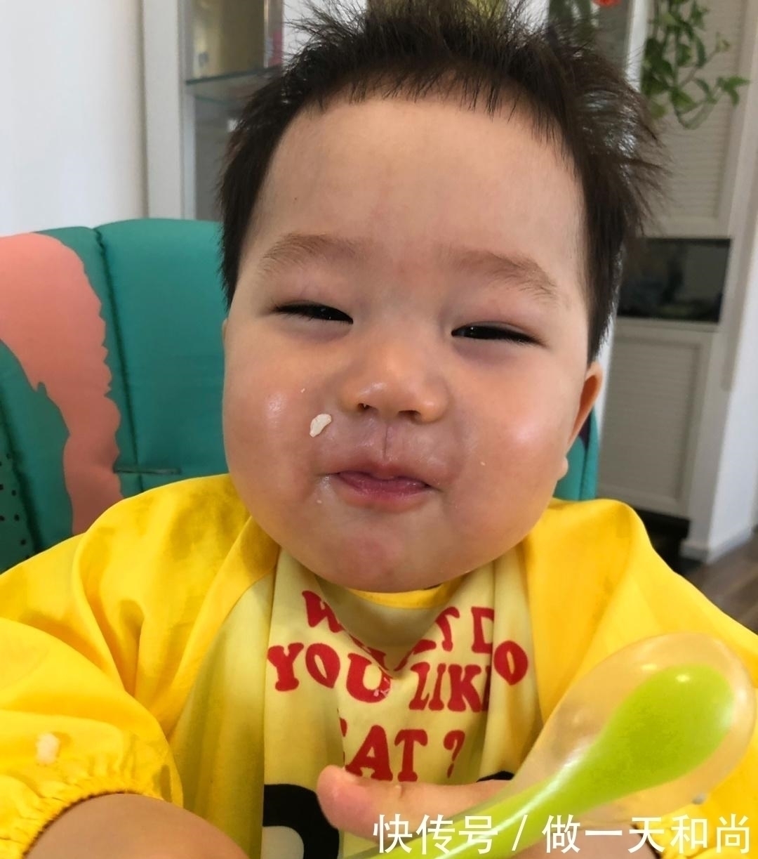 小哲|“孩子积食,脸先知”,若面部没有4个表现,恭喜孩子脾胃还不错