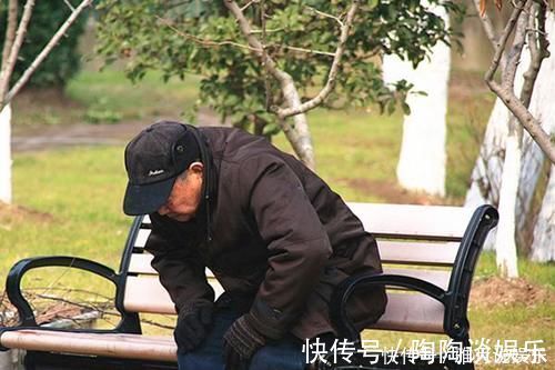 男性|男性出现哪些“丑态”，表明身体开始衰老了？早知早改善