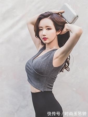 小姐姐|打造女生的气质搭配,V领的上衣太美了