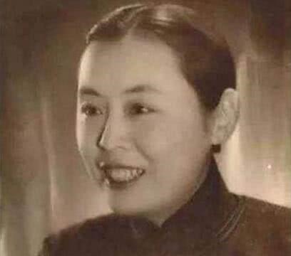 苏纪之@张幼仪打算再婚,给儿子去信,内容只24字,儿子看后自责良久