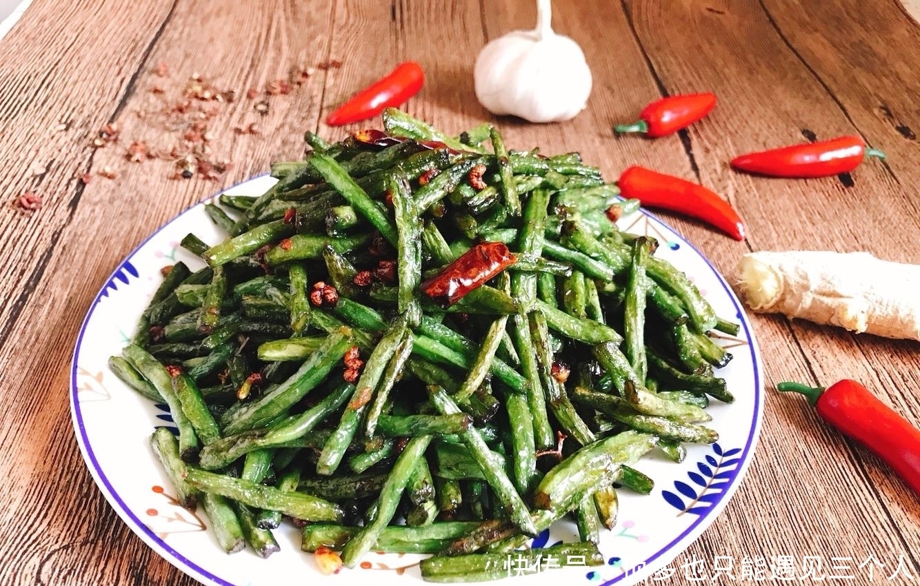 南瓜|重庆一家4口人的晚餐,走红朋友圈,网友:能免费蹭饭吗?