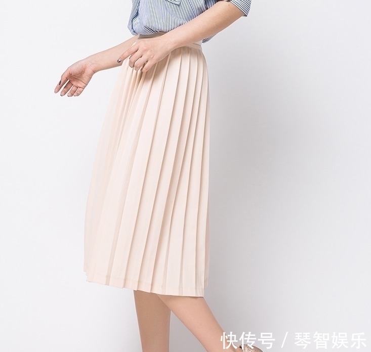 稳健 沿着高速看中国|世界第一高墩、双螺旋隧道……看云端高速“逆天”而行!