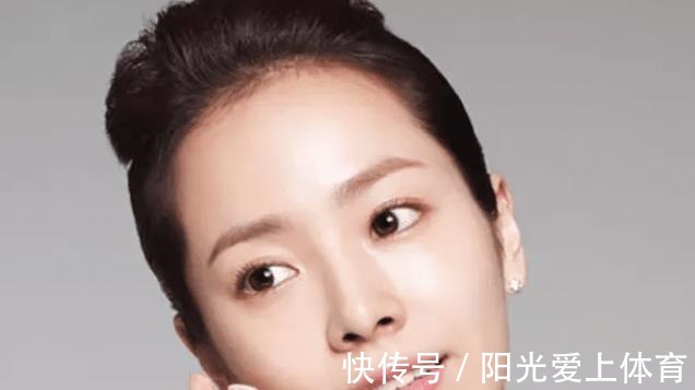 涂面霜 天热还用不用涂面霜总有女人搞错,难怪皮肤一直很差!