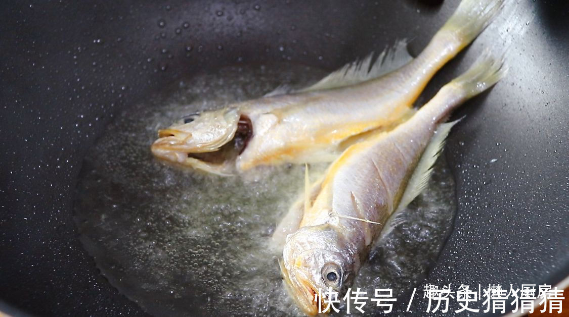 面条|立秋后,碰到这碗面条别手软,学会可以开店,好不好吃就在这碗汤