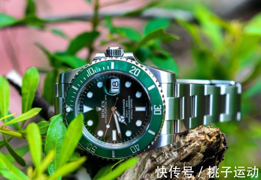 男士#35岁左右劳迷们,劳力士绿水鬼和蓝游艇,谁更适合年轻人!