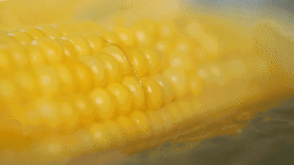 做水煮玉米，不要直接下锅！多加这一步，玉米鲜嫩多汁更香甜