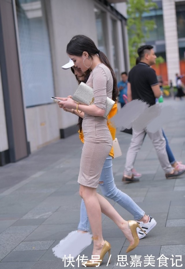 “纯金”打造的高跟鞋，从穿上那刻开始，就注定了你会万众瞩目