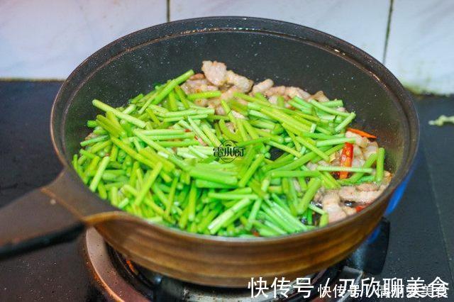 茼蒿|这个菜貌不惊人,却营养丰富,可惜很多人冷落了它!