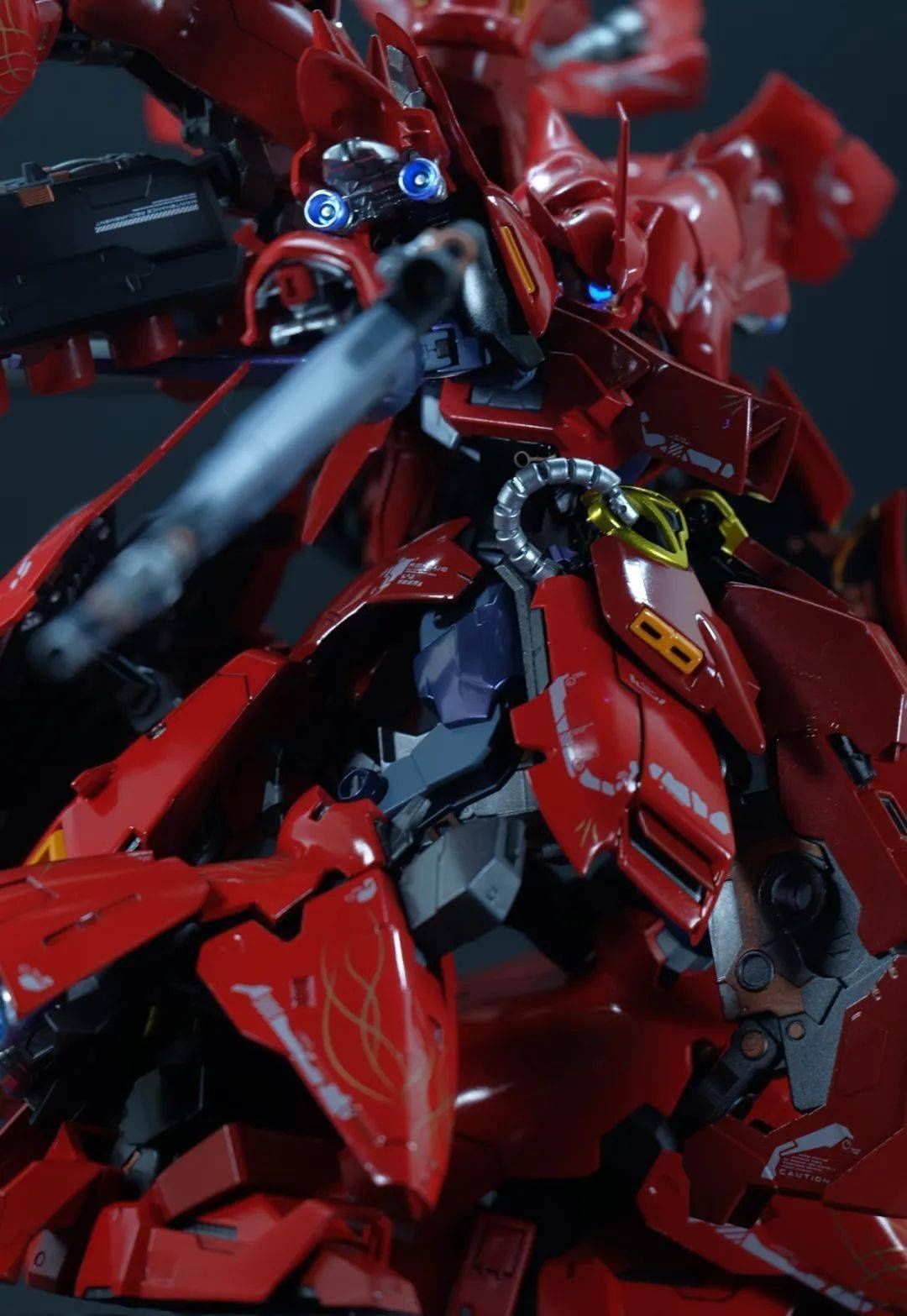 创形者|这组合有意思!亚尔斯核心高达+仿夜莺装甲