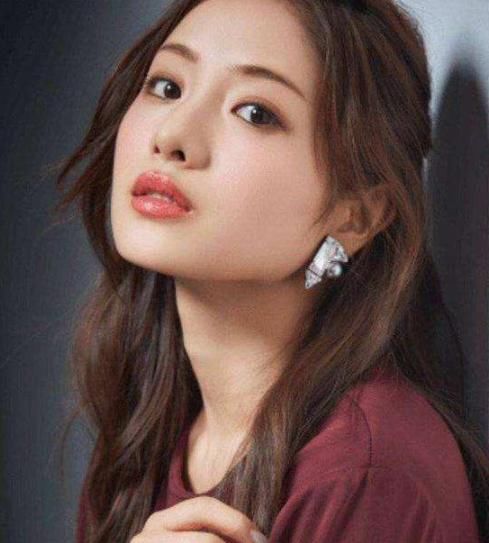 为什么日本女生皮肤不开美颜也很好?她们坚持4件事,真挺细节的