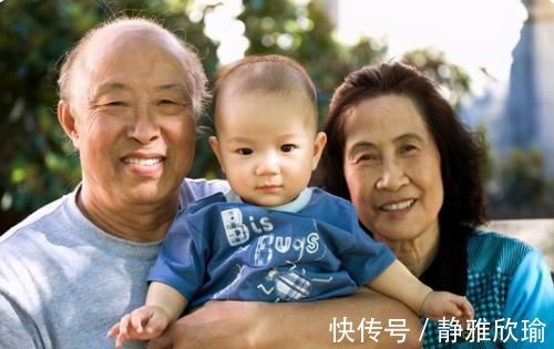 主力军|为啥现在帮忙带娃的主力军外婆占大部分?两个原因很多人表示认同