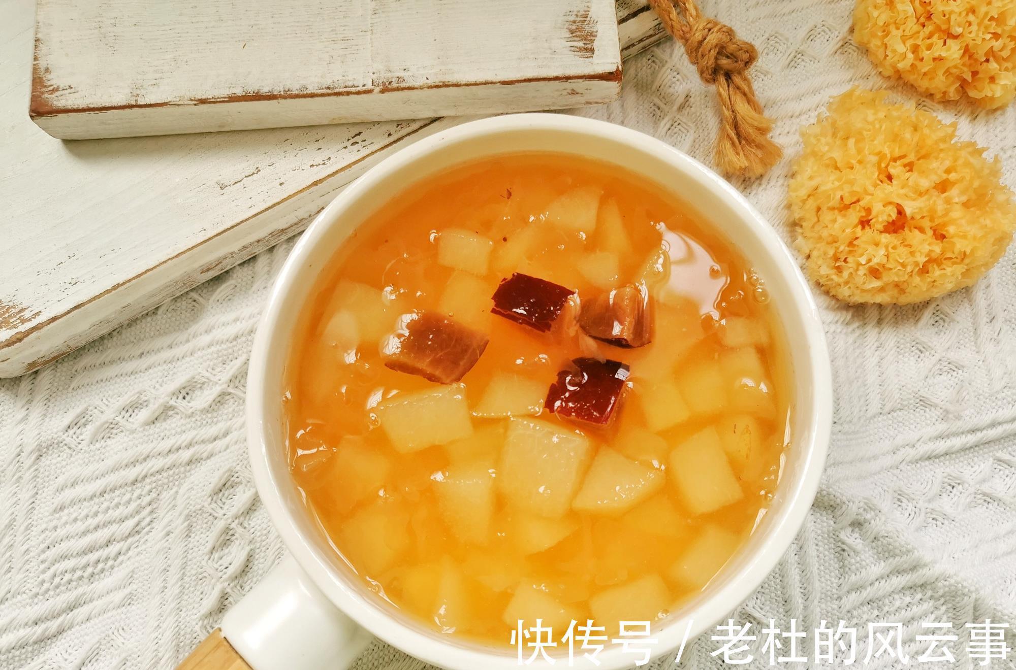 燕窝|立秋后,喝豆浆牛奶不如喝它,清热去火降秋燥,一天一碗超滋润