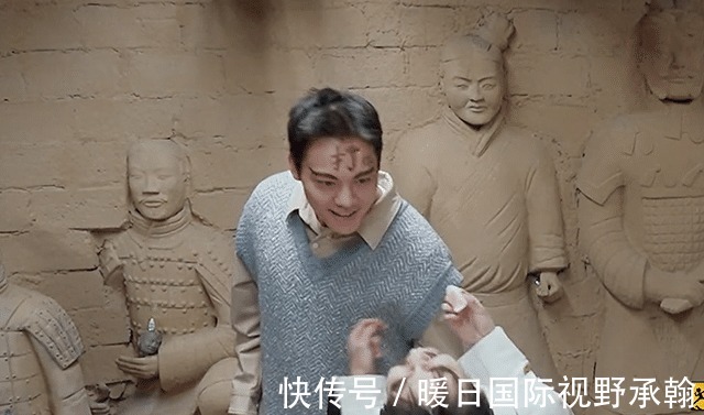 五哈鹿晗遇人不淑，吓得三次倒地，答题小能手彭畅再次上线