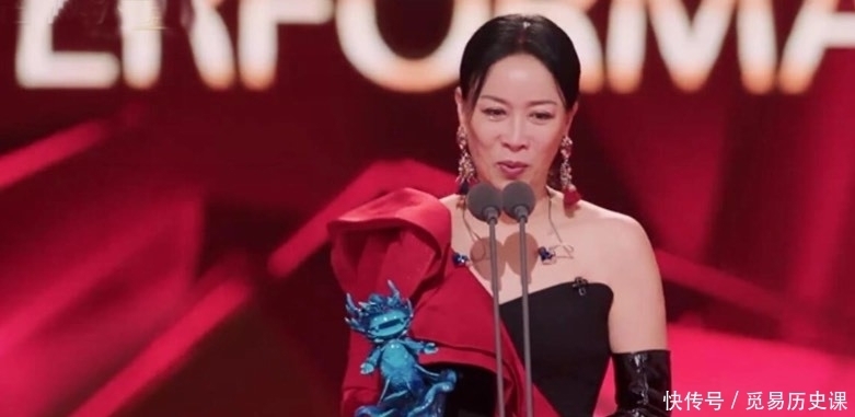 肖战为那英打call宛如粉头子吹彩虹屁,小飞侠开启控屏模式