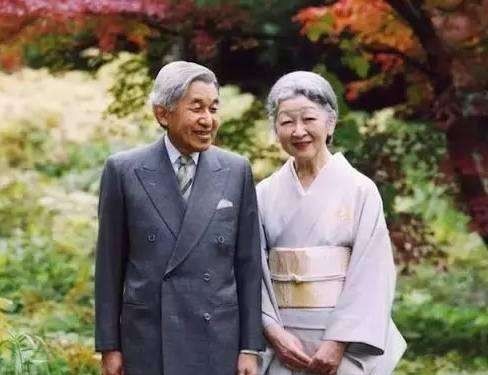 生活|日本天皇平常是怎么生活的呢?