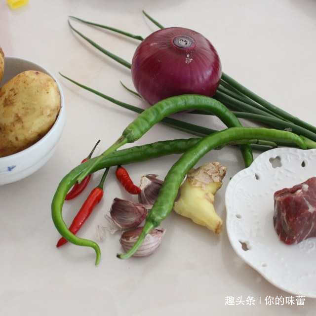 砂锅|干锅土豆片,香辣过瘾,做法简单,好吃到放不下筷子