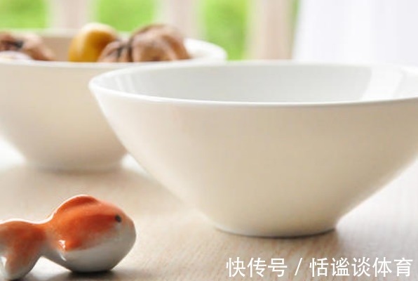 “旧碗不能乱扔”!4个禁忌你要知道,别把自己的“饭碗”弄丢了