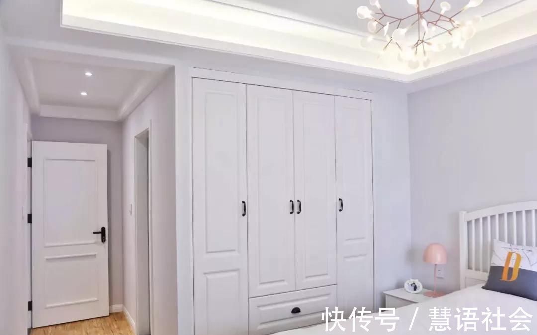 卧室|卧室不要买衣柜了,有钱人家这样设计更实用不占地,实在太机智了