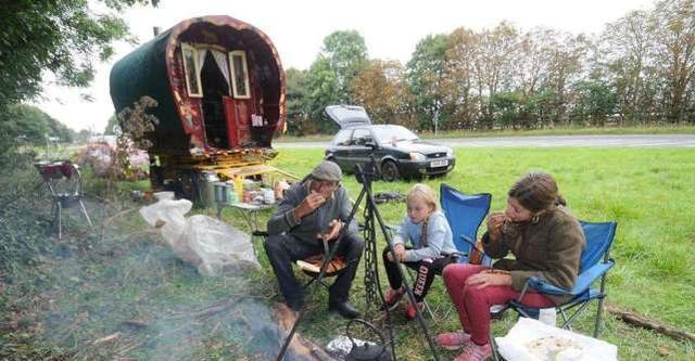 建立|流浪世界各地的吉普赛人,为何没有像犹太人一样建立自己的国家