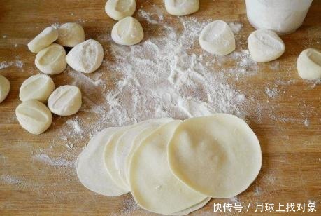 块钱|2块钱一斤,入馅做饺子特鲜,咬一口满嘴汁,比芹菜黄瓜馅好吃