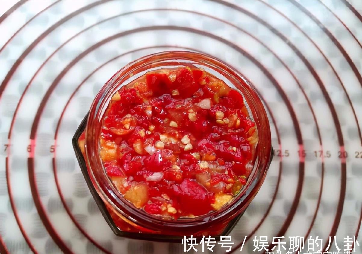 红辣椒|辣椒酱做出来不好吃？跟我学做辣椒酱，配方公开，比买的还好吃