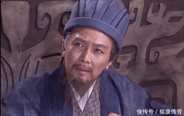 诸葛亮临死交代,要求他的棺材往南抬,结果