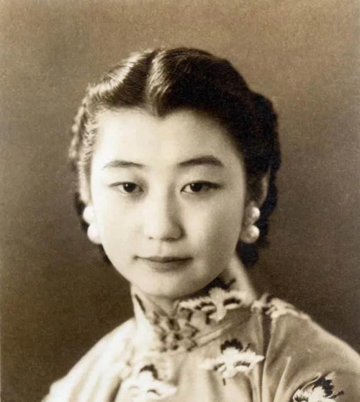 心想|此人是清朝最美格格，一心想嫁给溥仪却遭溥仪嫌弃，最后终身未嫁！