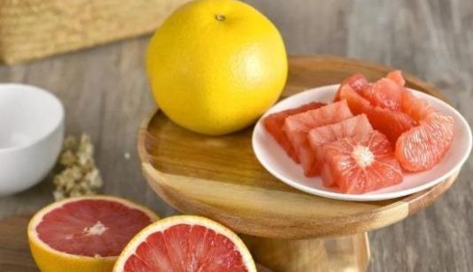 回家过年|新年到福运好运到,3种鸿运果摆在客厅,寓意心想事成