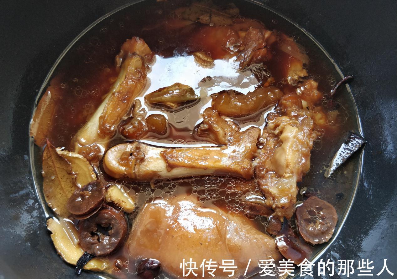 八角|红糖姜猪脚，味道浓郁鲜美，美容养颜，女人要常吃