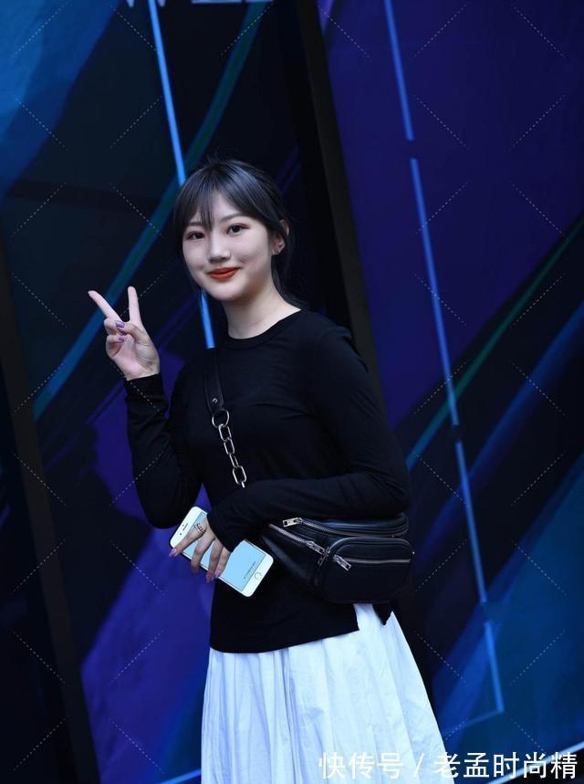 高领|连衣裙的搭配超仙气,凸显高贵典雅气质,不仅时髦还无敌显瘦