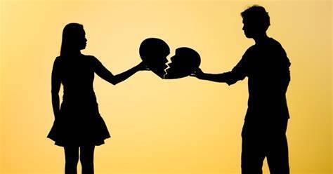 妈妈|离婚那么多年了,我也想放下,可是,刻骨铭心的恨,真的无法原谅