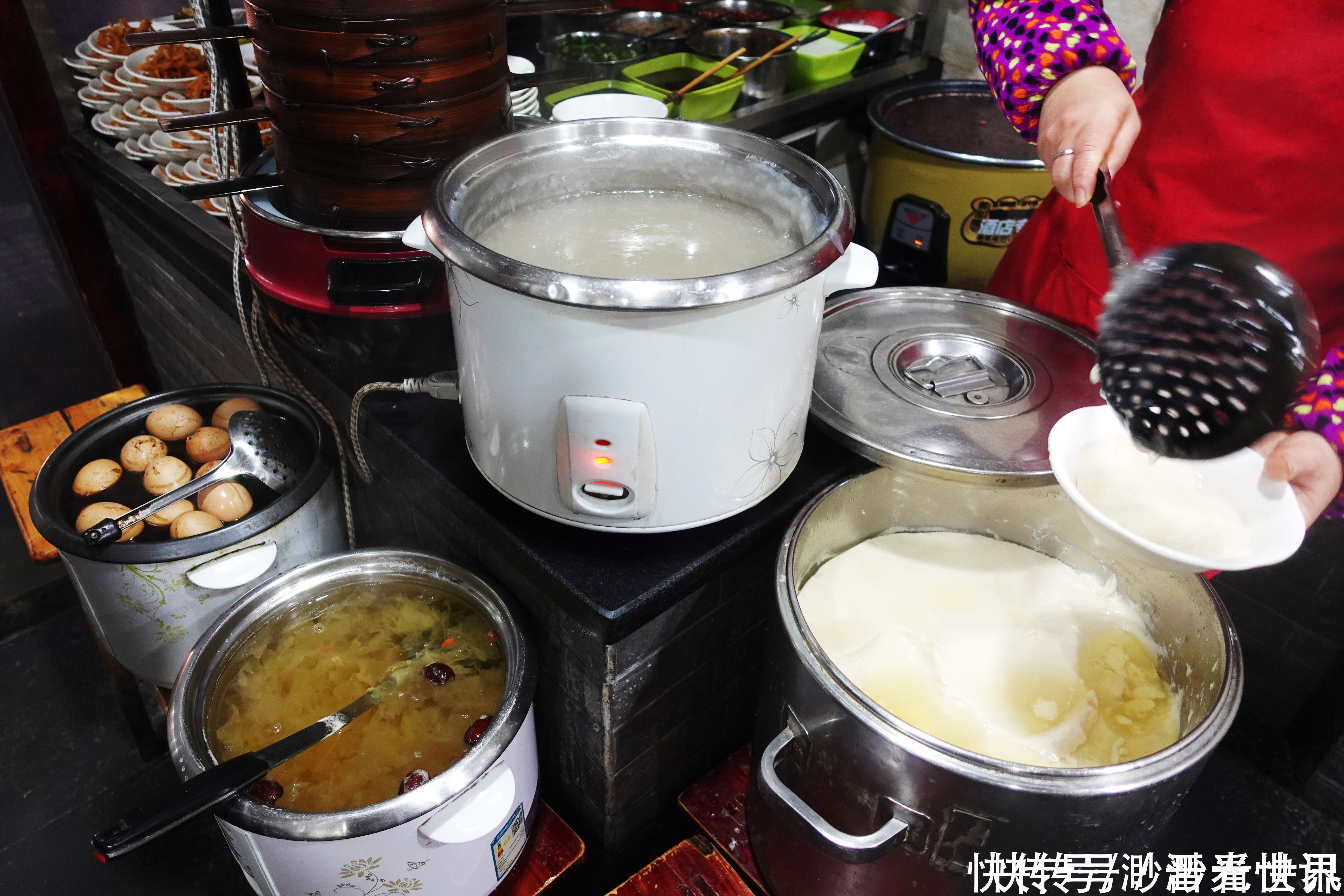  泸州“最火”的早餐店，凌晨5点就要排队！很多人只为“它”而来