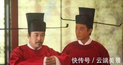 易为春@史上最“懒”诗人,为了拍马屁写了一首诗,第一句人人都会背