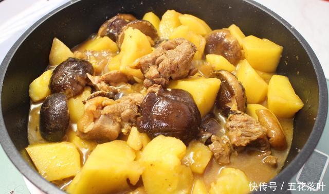 烧土豆|鸡腿烧土豆的做法最典型的家常菜,味道和营养都到位