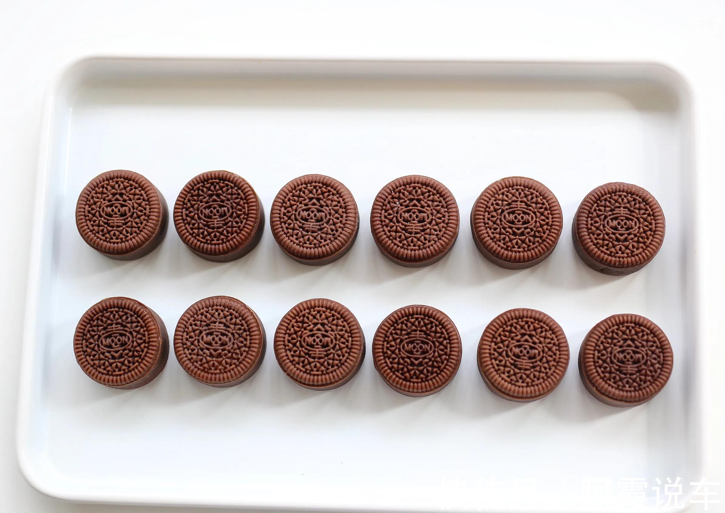 巧克力月饼|教你快手月饼做法,比传统月饼简单,比冰皮月饼好吃,值得一试