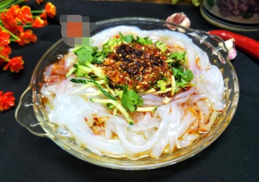 买凉粉不如在家做,原来做法这么简单,干净卫生无添加,超好吃!