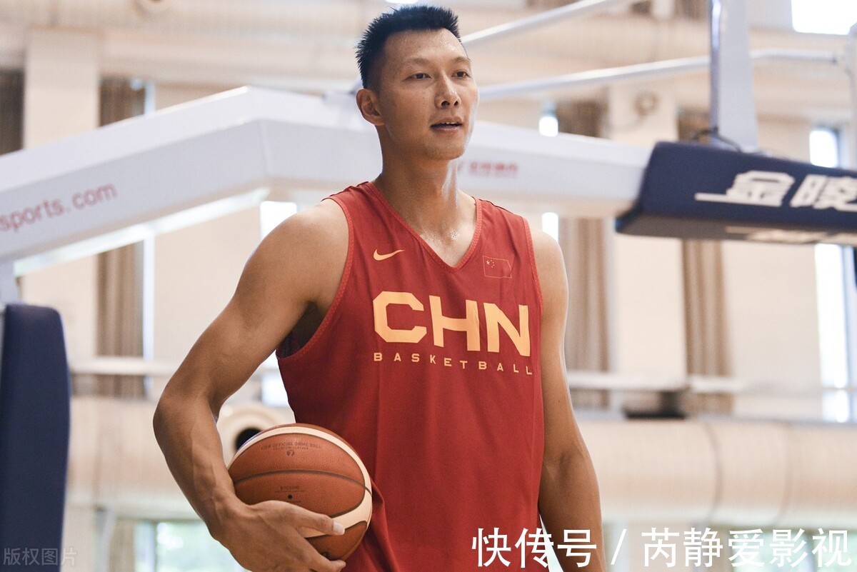 集训|大反转!易建联留队又出意外,杜峰或改变主意,男篮一哥没机会了