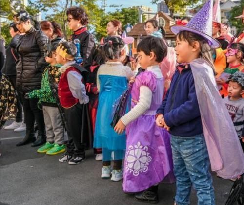 宝妈|“尿不湿”大侠走红,网友:本想仗剑走天下,奈何奶瓶放不下