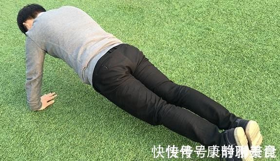 男人|男人坚持每天做俯卧撑,也许“3个”好处会不请自来,了解下吧!
