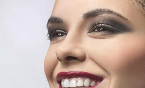 红薯|雌激素充足的女人，身体会有5个表现，若你都有，魅力十足