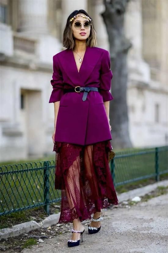 蕾丝裙搭配外套！春天应该这样穿