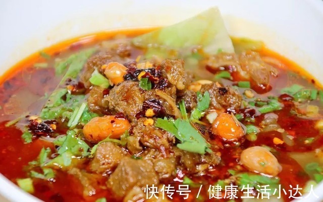 头痛|人为什么会得高血压？身体出现4种表现，当心血压已超标了