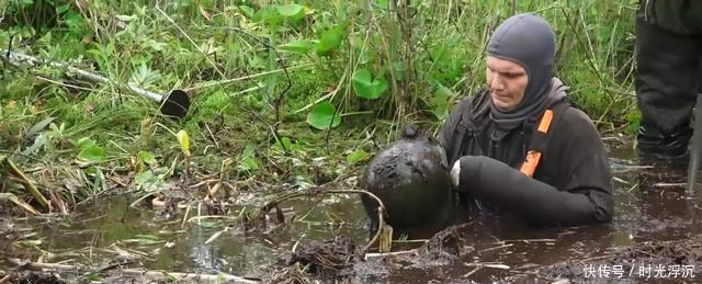 发现|有狙击步枪和子弹,俄罗斯一沼泽地中发现大量二战遗留物!