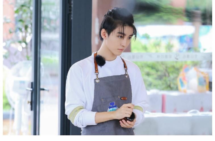 檀健次|继赵丽颖后,《中餐厅5》又有一位元老嘉宾回归,综艺粉要激动了