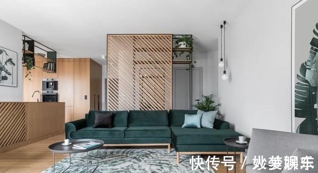 木格栅|108㎡现代简约风三室装修,用这样的木格栅做隔断,好美呀