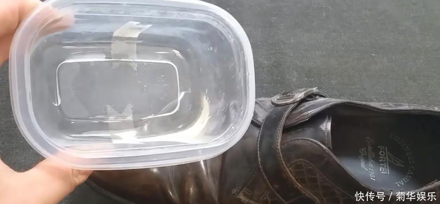 折痕|皮鞋前端容易有折痕，只需涂点这个，折痕一晚上就消失，简单实用