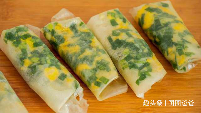 早餐别吃包子馒头了,1块钱饺子皮,5种巧用,美味解馋,孩子最爱