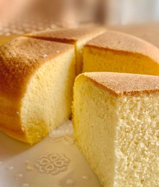 电饭锅蛋糕怎么不湿不粘还蓬松，配方和雷点依次总结，想失败都难