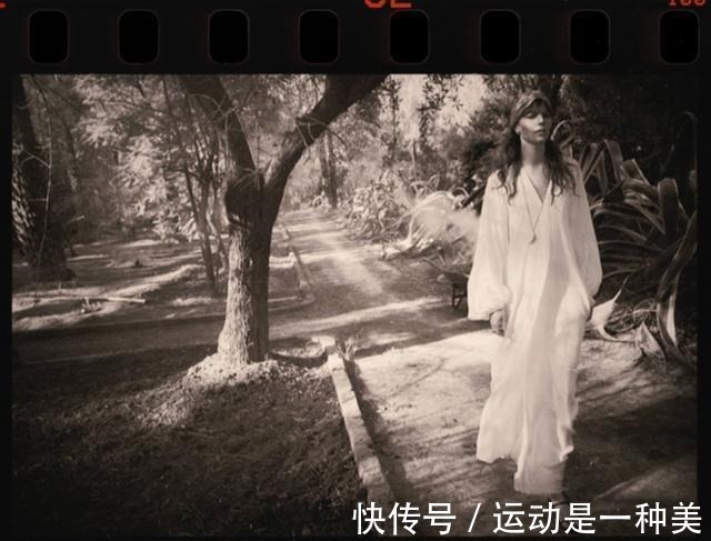 欲望都市2|会穿连衣裙不是真时髦，会穿亚麻裤才是！「海报云旅行」！