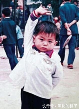 李嘉诚|痴情却又糊涂的林丹：一个选美冠军，一个世界冠军，该怎么选？